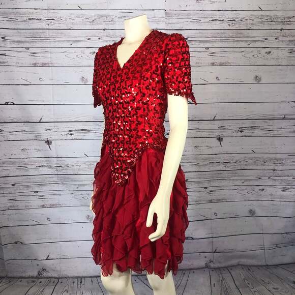 American Vintage Dollar Red Sequence layered ruffled party dress size small - Picture 7 of 12